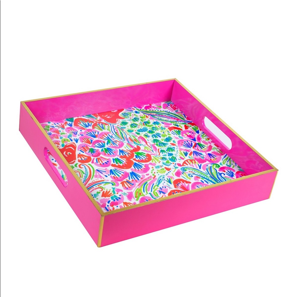 Lilly Pulitzer Lacquer Tray in “I’m So Hooked”